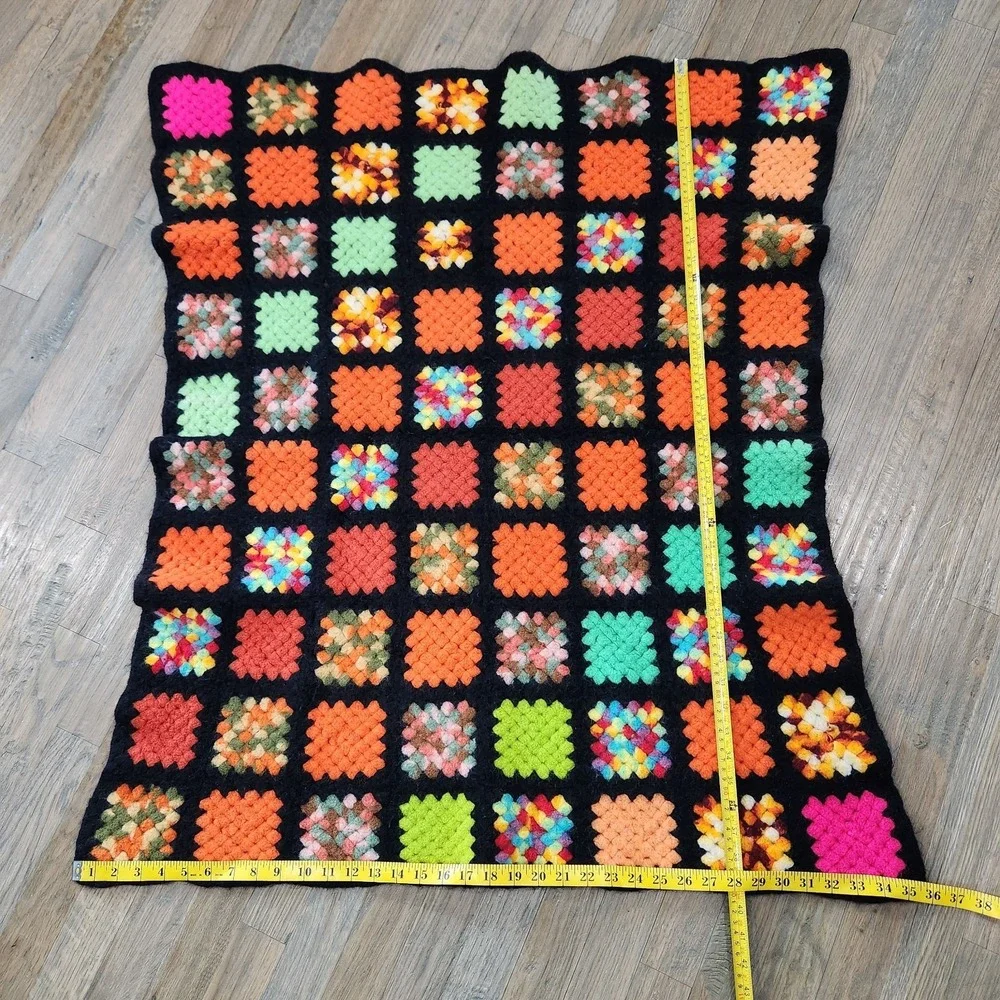 Vintage Handmade WOOL Granny Square Afghan Lap Blanket Crochet Throw‎ Black